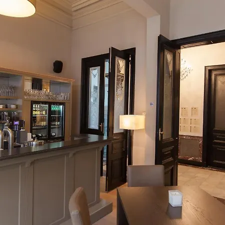 Hotel Geeraard 3*